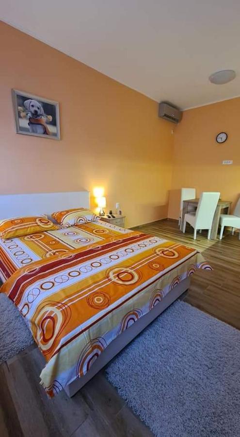 Ales Apartman Sombor Eksteriør billede