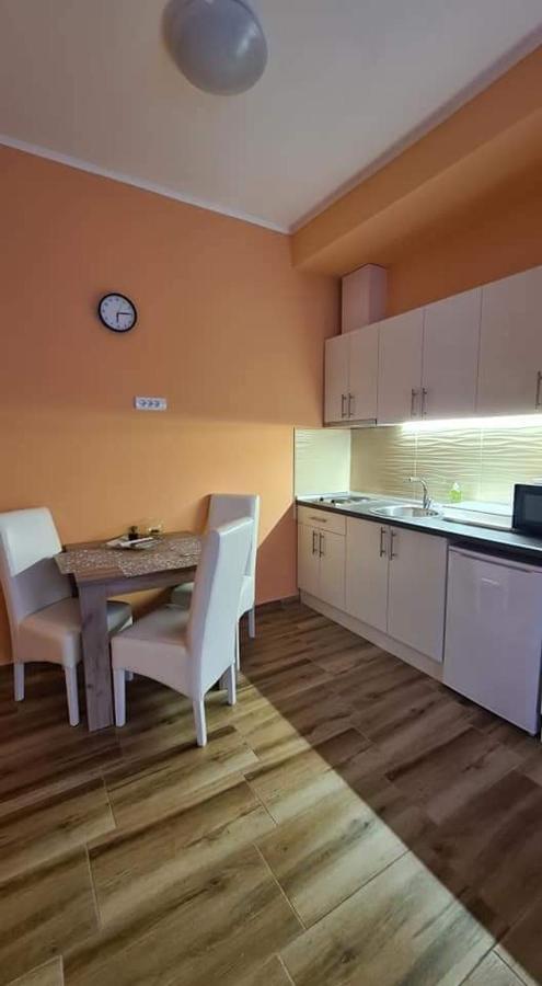 Ales Apartman Sombor Eksteriør billede