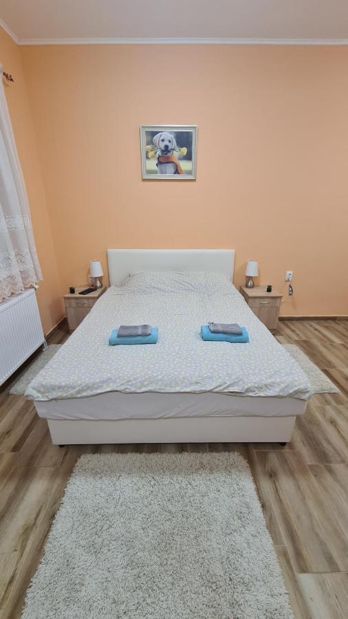 Ales Apartman Sombor Eksteriør billede
